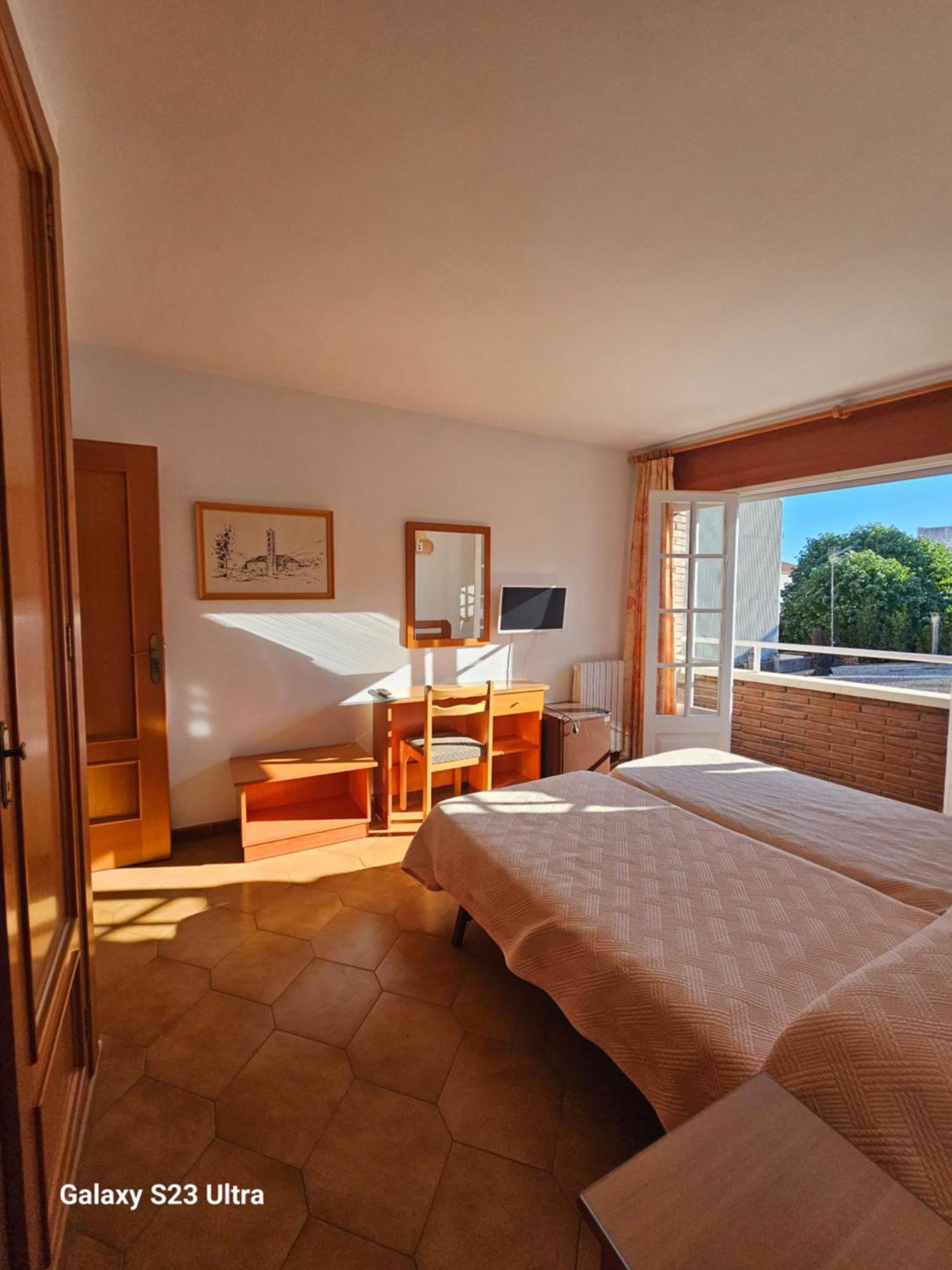 Hotel Blue Spot Malgrat de Mar Εξωτερικό φωτογραφία