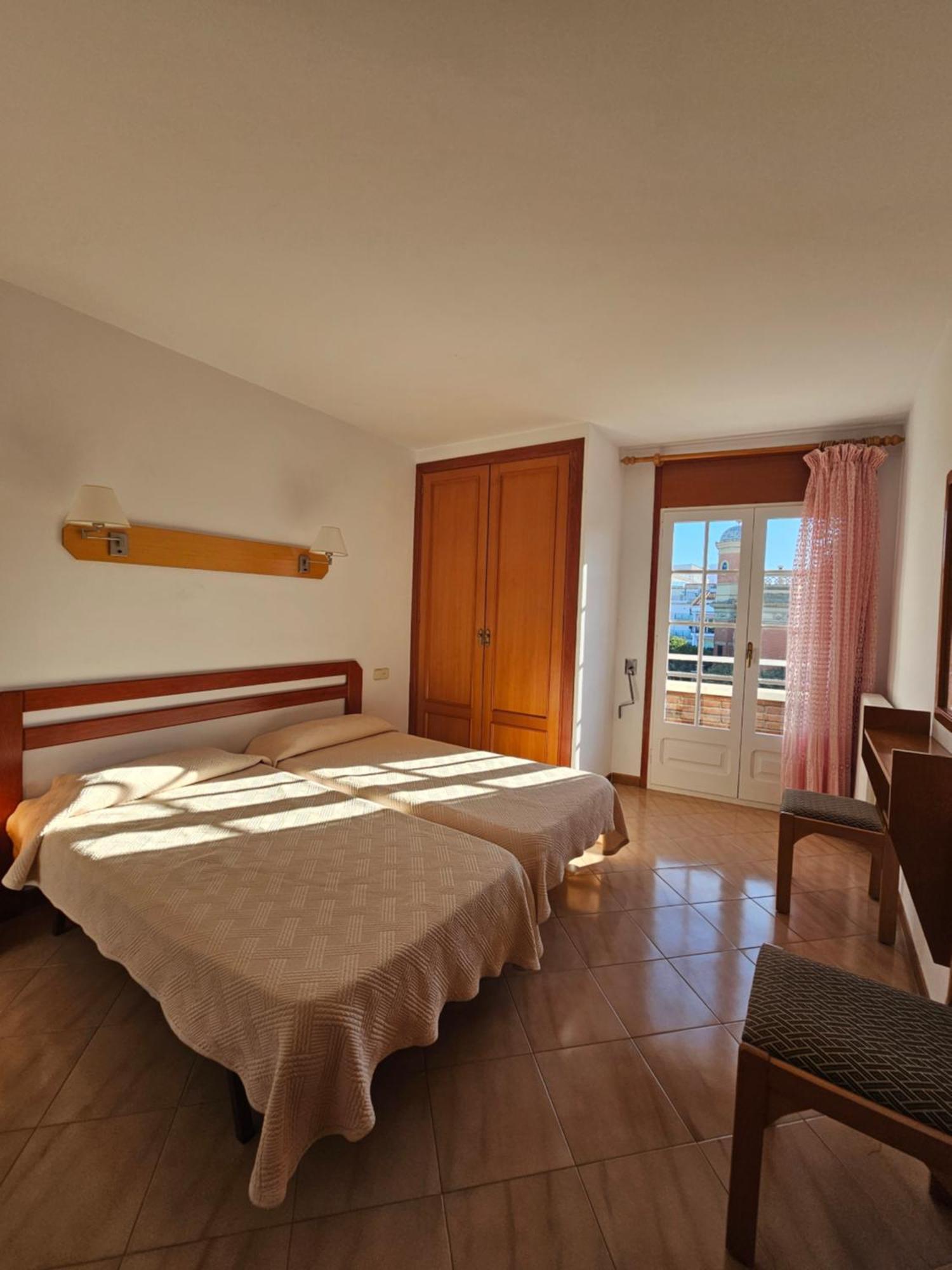 Hotel Blue Spot Malgrat de Mar Εξωτερικό φωτογραφία