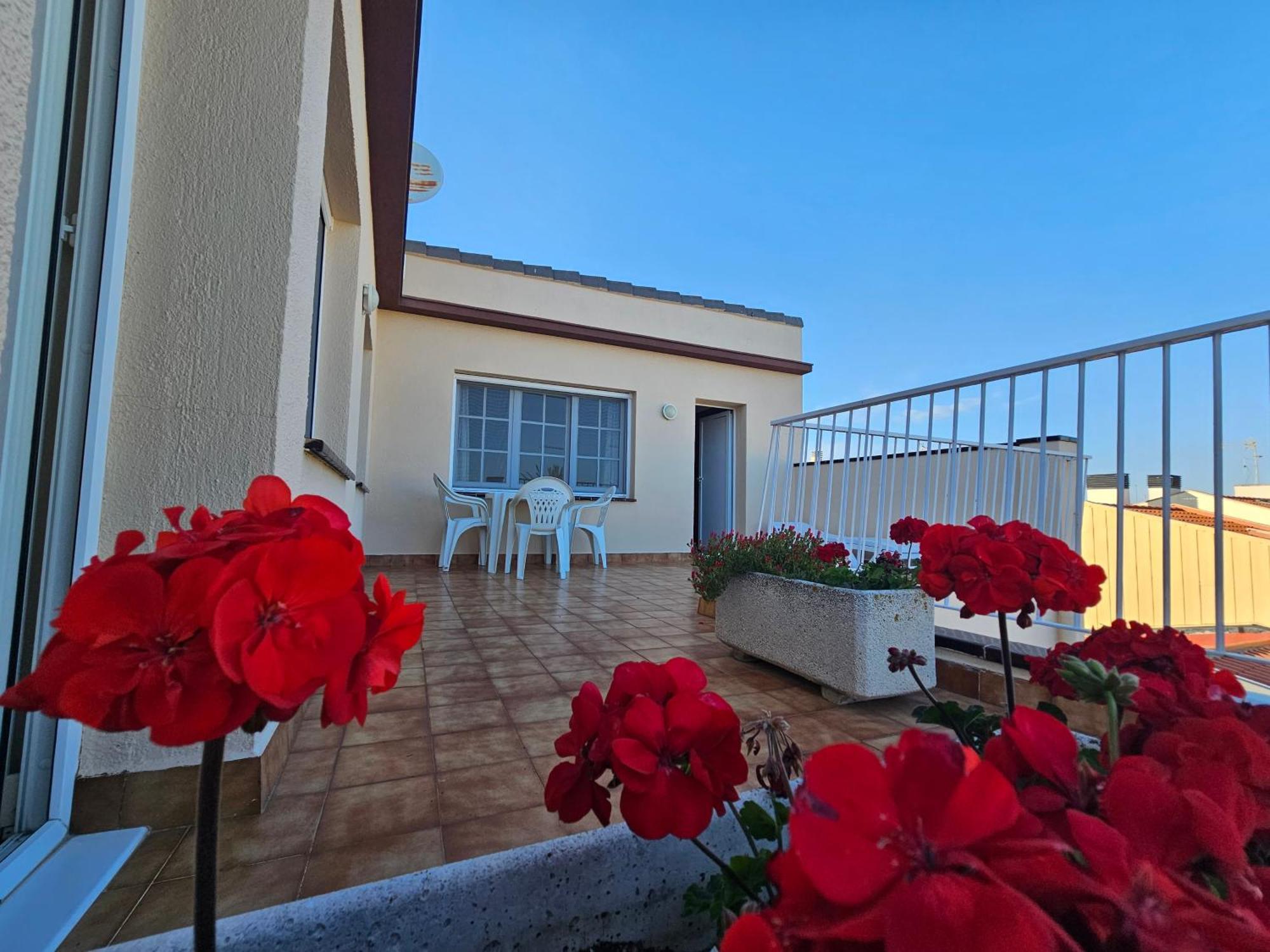 Hotel Blue Spot Malgrat de Mar Εξωτερικό φωτογραφία