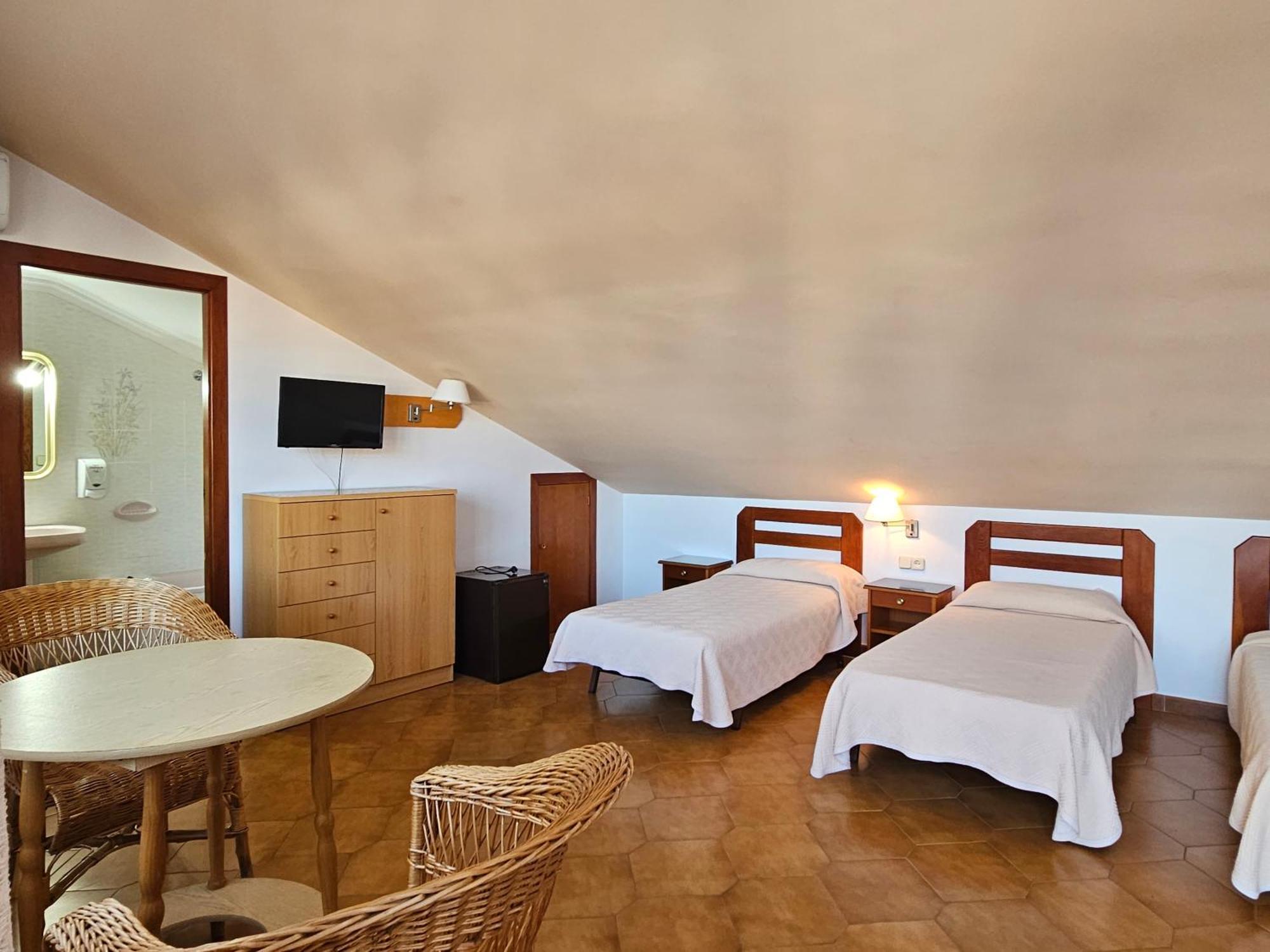 Hotel Blue Spot Malgrat de Mar Εξωτερικό φωτογραφία